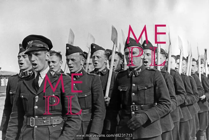 : Dutch Labour Service Men 1942 : Dutch Labour Service Men 1942