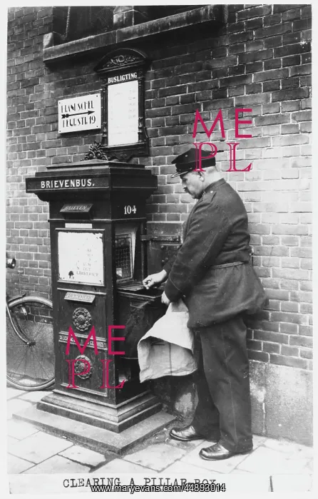 : DUTCH POSTMAN & POSTBOX : DUTCH POSTMAN & POSTBOX