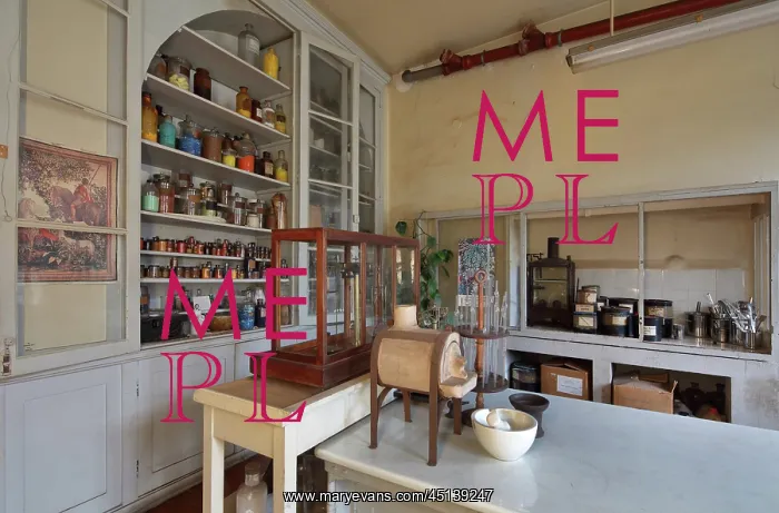 : Dyeing and colour workshop, Les Gobelins, Le Mobilier : Dyeing and colour workshop, Les Gobelins, Le Mobilier