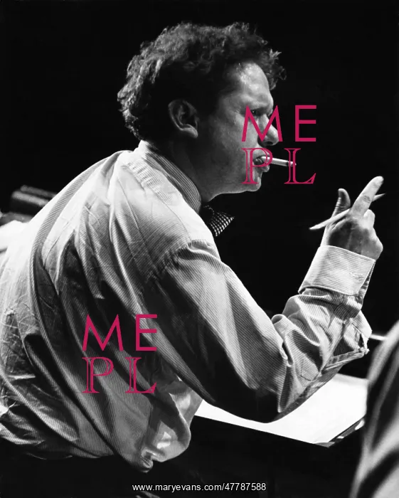 : Dylan Thomas : Dylan Thomas