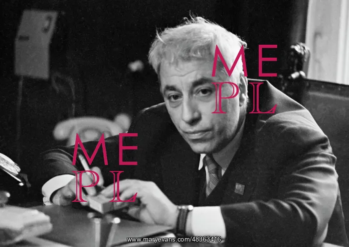 : E. R. Simonov : E. R. Simonov