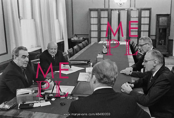  : Earl Butz visits USSR