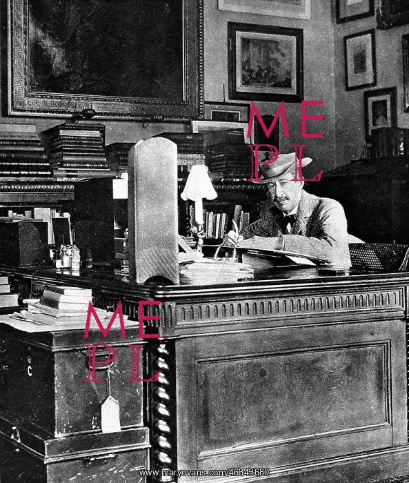: The Earl of Carnarvon : The Earl of Carnarvon