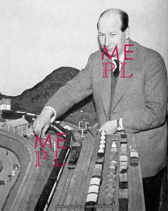 : Earl of Lanesborough with his model railway : Earl of Lanesborough with his model railway