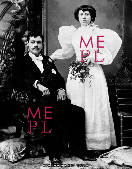  : Early 1900s Formal Portrait Of