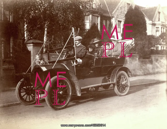 : Early convertible saloon : Early convertible saloon