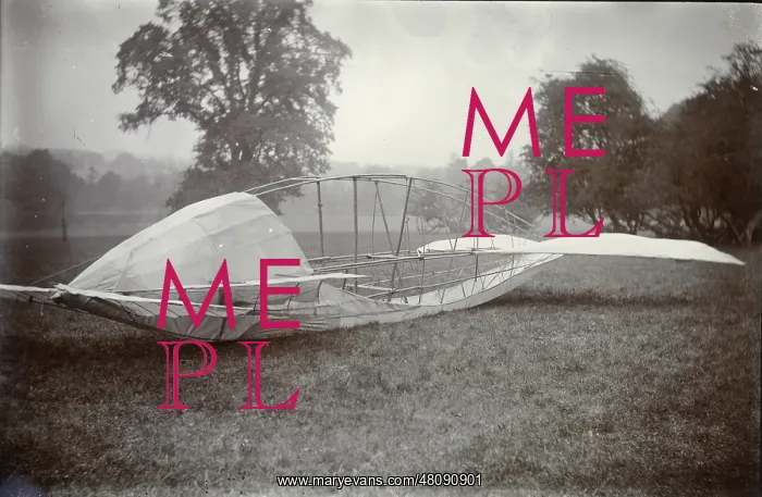 : An early mockup of a Baden-Powell ?Quadruplane? c.1908 : An early mockup of a Baden-Powell ?Quadruplane? c.1908