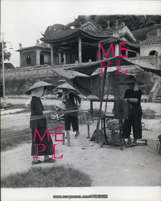 : China. From early morning until the sun goes down : China. From early morning until the sun goes down