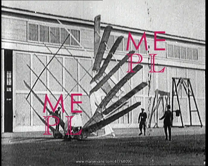 : An Early Seven Winged Plane Collapsing In On : An Early Seven Winged Plane Collapsing In On