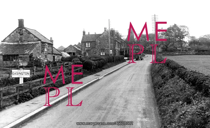  : Easington, the Village c1955