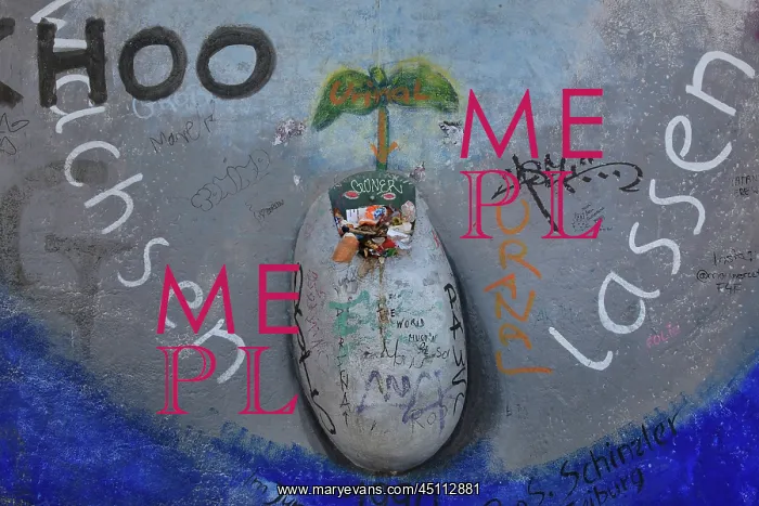 : East Side Gallery, Berlin Wall, Berlin, Germany : East Side Gallery, Berlin Wall, Berlin, Germany