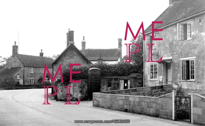  : East Knoyle, Post Office c1955
