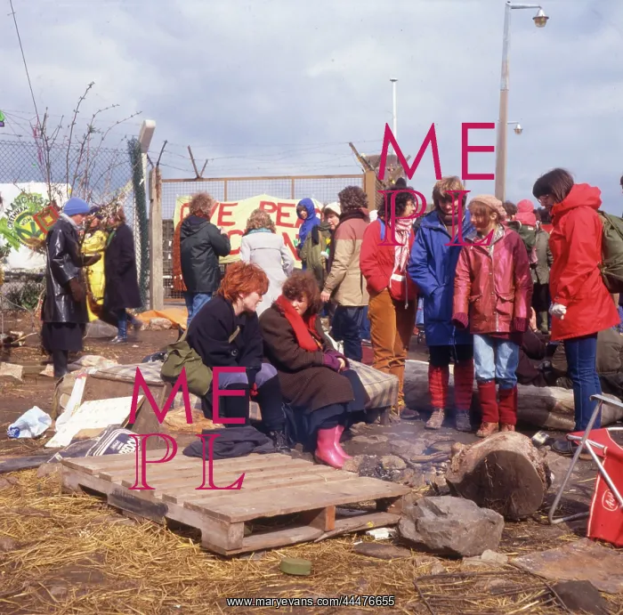 : Easter CND Deomonstration at Greenham Common, Berkshire : Easter CND Deomonstration at Greenham Common, Berkshire