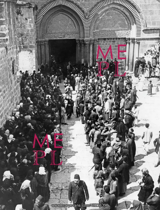 : Easter at the Holy Sepulcher in Jerusalem, 1918 : Easter at the Holy Sepulcher in Jerusalem, 1918