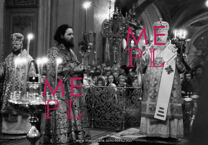 : Easter service in Epiphany Cathedral : Easter service in Epiphany Cathedral