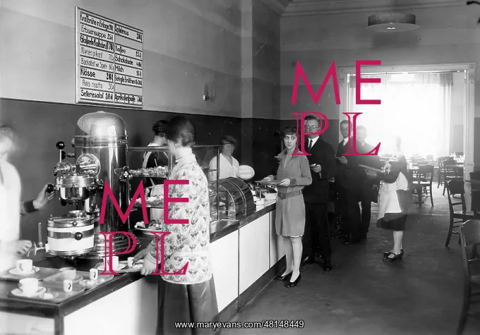 : Eating House in Berlin, 1929 : Eating House in Berlin, 1929