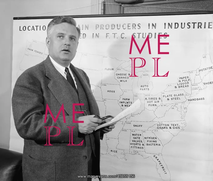 : Economist Willis J. Ballinger with map showing : Economist Willis J. Ballinger with map showing