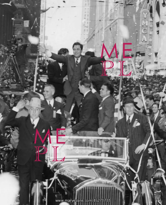 : An ecstatic Wendell Willkie receives the cheers : An ecstatic Wendell Willkie receives the cheers