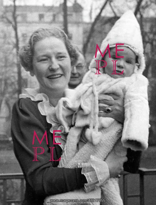 : Edda Goering : Edda Goering