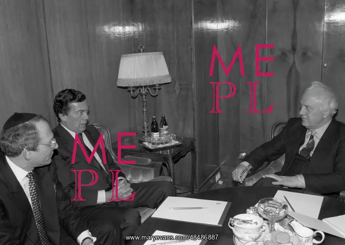 : Edgar Bronfman visits USSR : Edgar Bronfman visits USSR