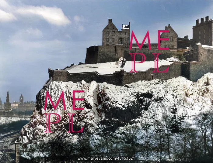 : EDINBURGH IN WINTER : EDINBURGH IN WINTER