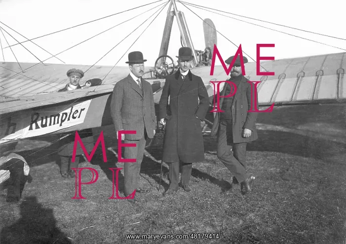 : Edmund Rumpler with a Rumpler Taube, 1910 : Edmund Rumpler with a Rumpler Taube, 1910