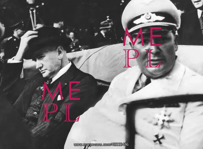 : Edouard Daladier and Hermann Goering in Munich, 1938 : Edouard Daladier and Hermann Goering in Munich, 1938