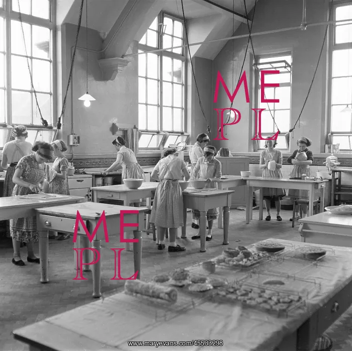 : Education, girls, cookery : Education, girls, cookery