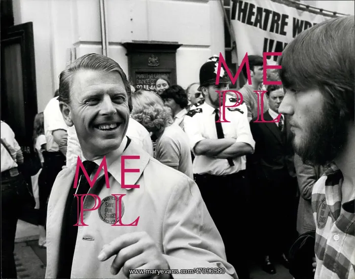 : Edward Fox, actor, in protest over VAT increase, London : Edward Fox, actor, in protest over VAT increase, London