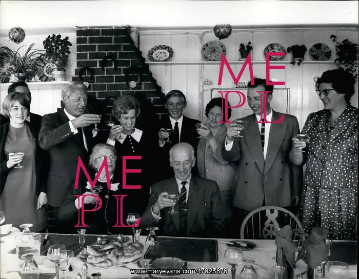 : Edward Heath at uncle's 80th birthday, Isle of Wight : Edward Heath at uncle's 80th birthday, Isle of Wight