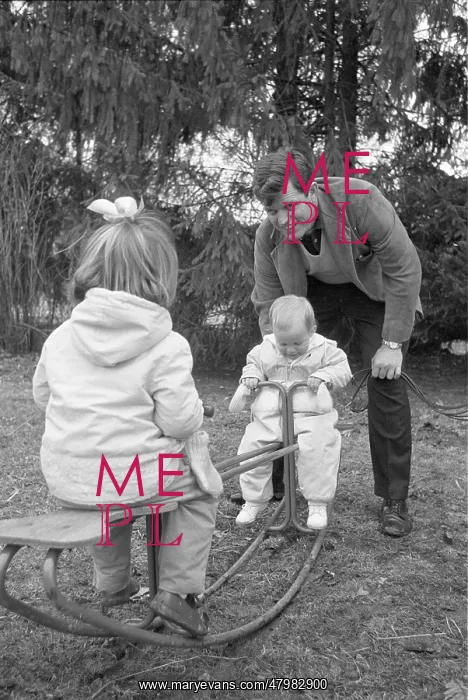 : Edward Kennedy with his children : Edward Kennedy with his children