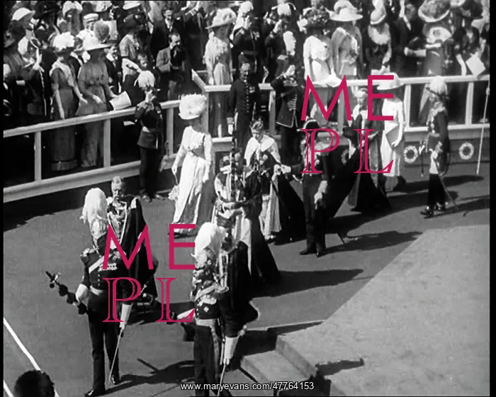 : Edward, Prince Of Wales Parading Past Crowds : Edward, Prince Of Wales Parading Past Crowds