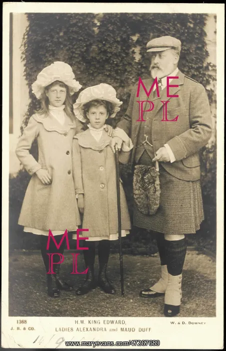 : Edward VII with his two Grandchildren : Edward VII with his two Grandchildren