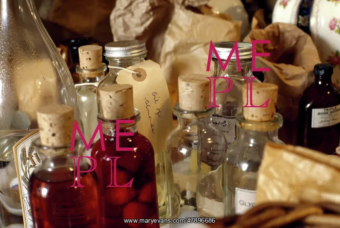  : EDWARDIAN BOTTLES