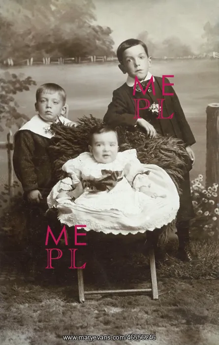 : Three Edwardian Children : Three Edwardian Children