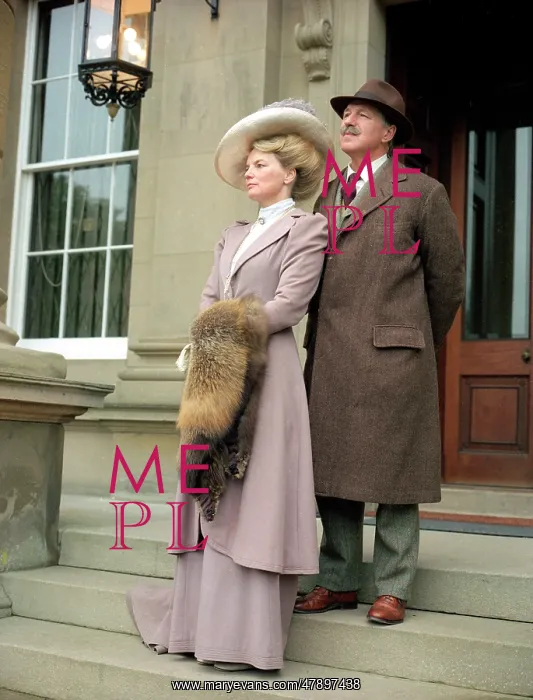 : EDWARDIAN COSTUME : EDWARDIAN COSTUME