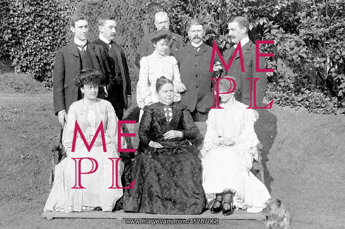 : Edwardian family group : Edwardian family group
