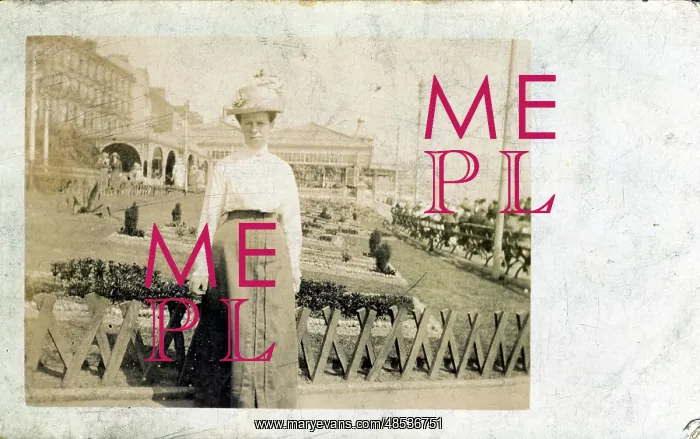 : Edwardian Lady at the Spa, Bridlington, Yorkshire : Edwardian Lady at the Spa, Bridlington, Yorkshire