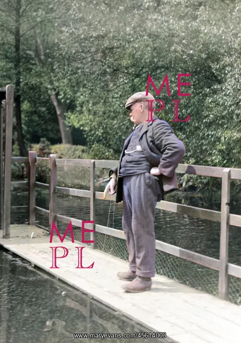 : Edwardian man by pool at Ellesmere, Shropshire : Edwardian man by pool at Ellesmere, Shropshire