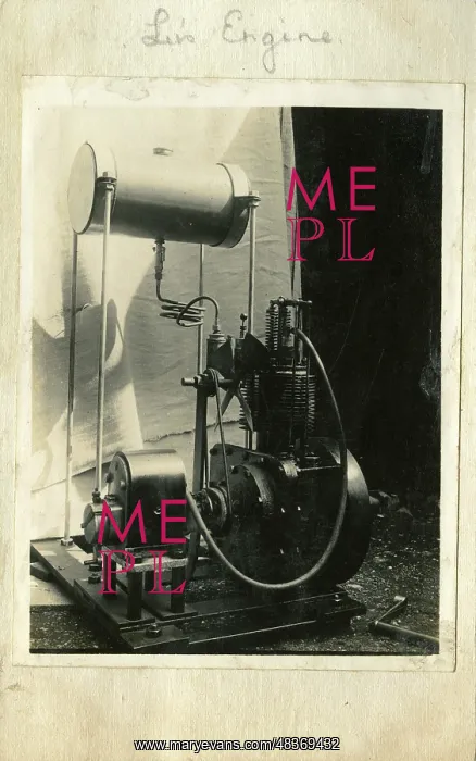 : Edwardian Stationary Internal Combustion Engine - Petrol : Edwardian Stationary Internal Combustion Engine - Petrol