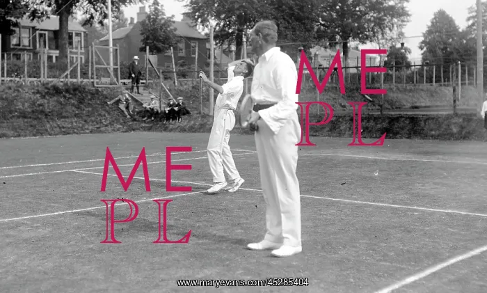 : Edwardian tennis match : Edwardian tennis match