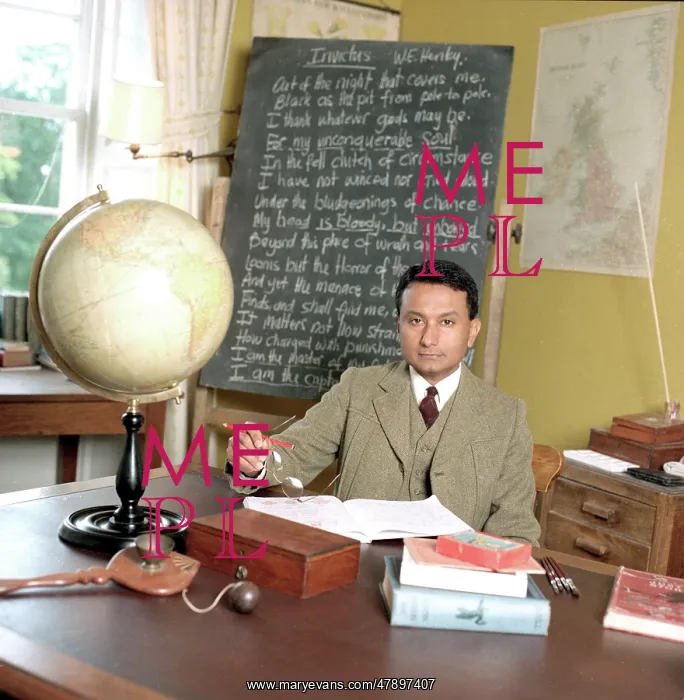 : EDWARDIAN TUTOR : EDWARDIAN TUTOR