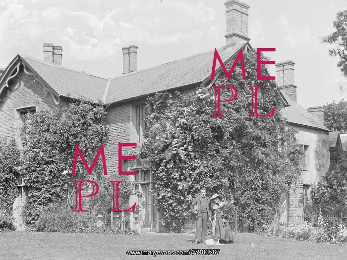 : Edwardian vicarage and vicar, Mid Wales : Edwardian vicarage and vicar, Mid Wales