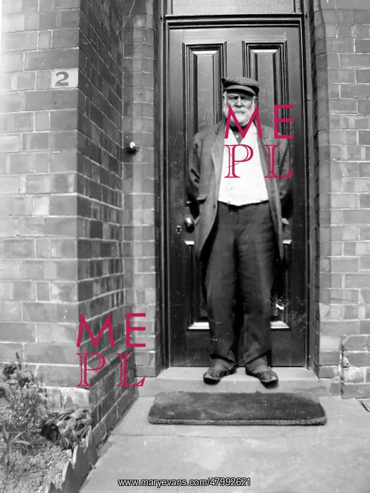 : Edwardian workman on his front doorstep, Pembrokeshire : Edwardian workman on his front doorstep, Pembrokeshire