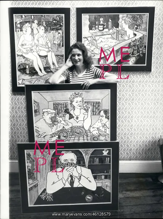 : Edwina Sandys with her artwork : Edwina Sandys with her artwork
