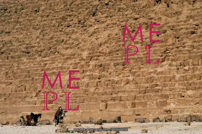 : Egypt. Pyramids of Giza. The Pyramid of Khafre : Egypt. Pyramids of Giza. The Pyramid of Khafre