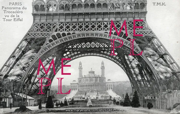  : The Eiffel Tower (base), Paris, France