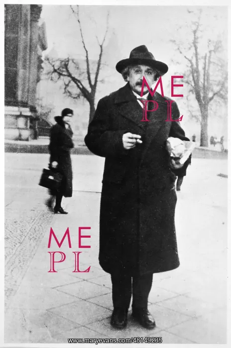 : EINSTEIN. ALBERT EINSTEIN (1879 - 1955), Scientist out walking : EINSTEIN. ALBERT EINSTEIN (1879 - 1955), Scientist out walking