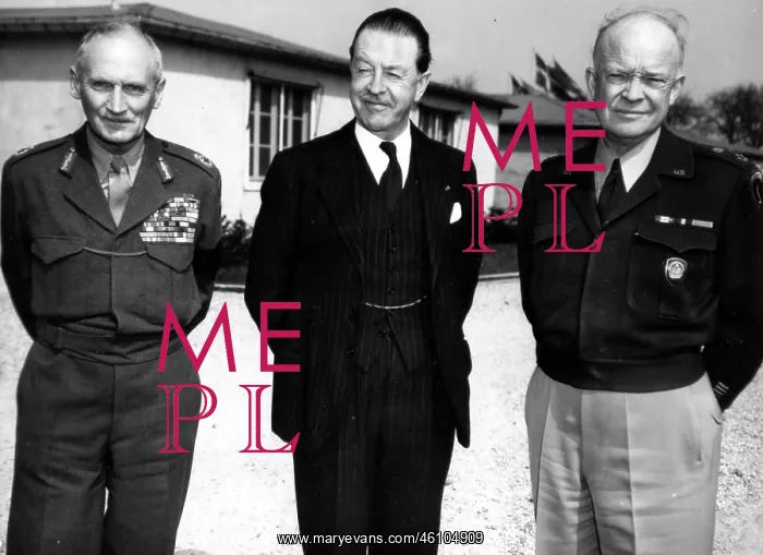 : Eisenhower, Alexander and Montgomery : Eisenhower, Alexander and Montgomery