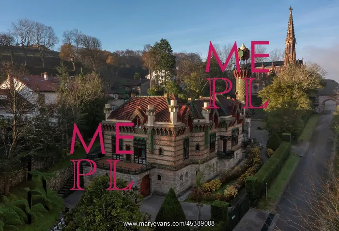 : El Capricho de Gaudi, Comillas : El Capricho de Gaudi, Comillas